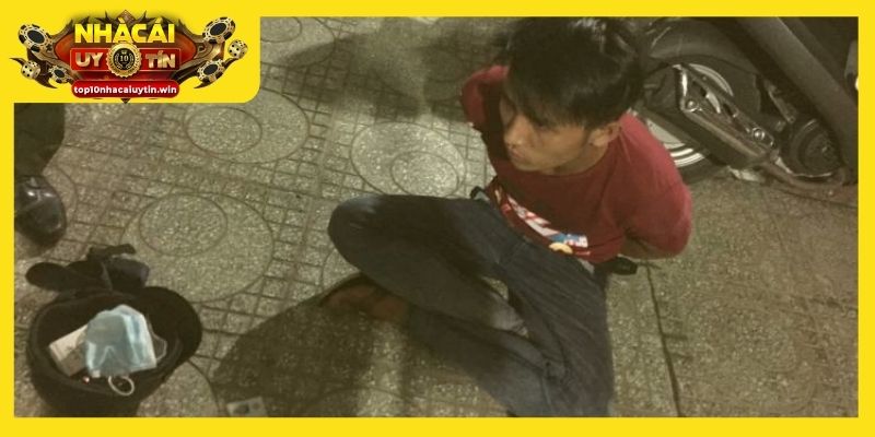 Mơ thấy bị bắt khi ăn trộm phản ánh ý chí kiên cường và quyết tâm vững vàng